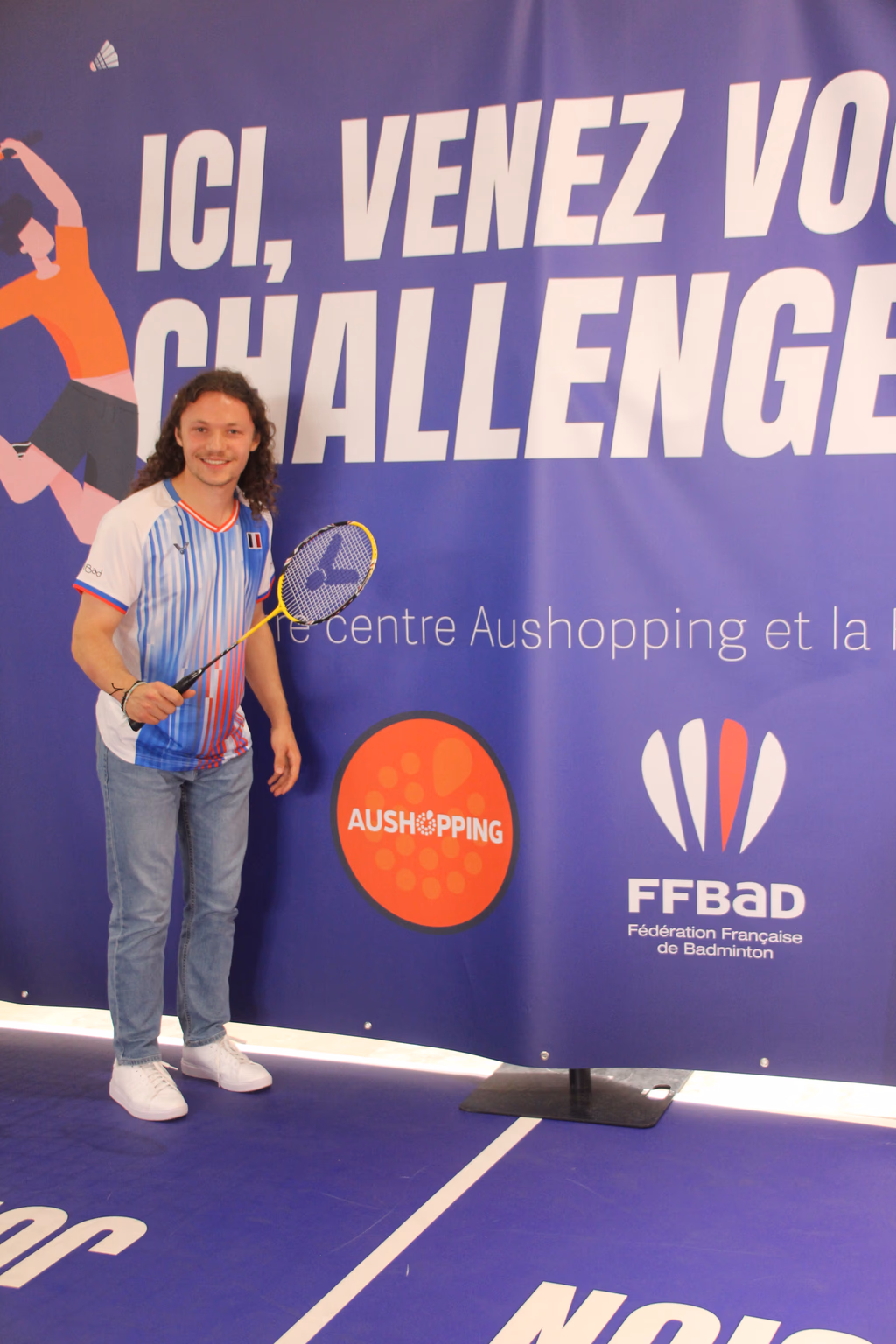 Kilian lors d'une activation sportive avec la FFBaD